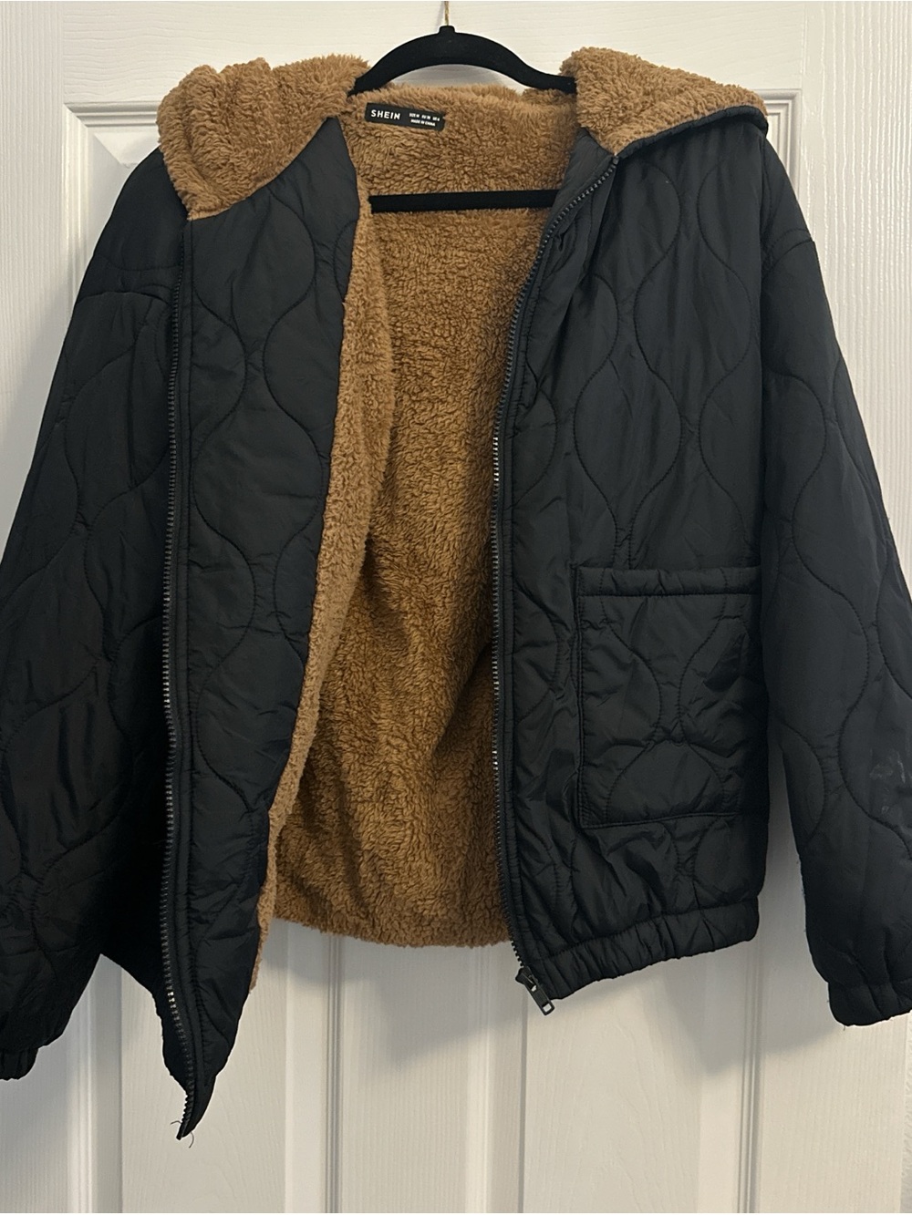 SHEIN Black Quilted Puffer Jacket with Tan Teddy Lining